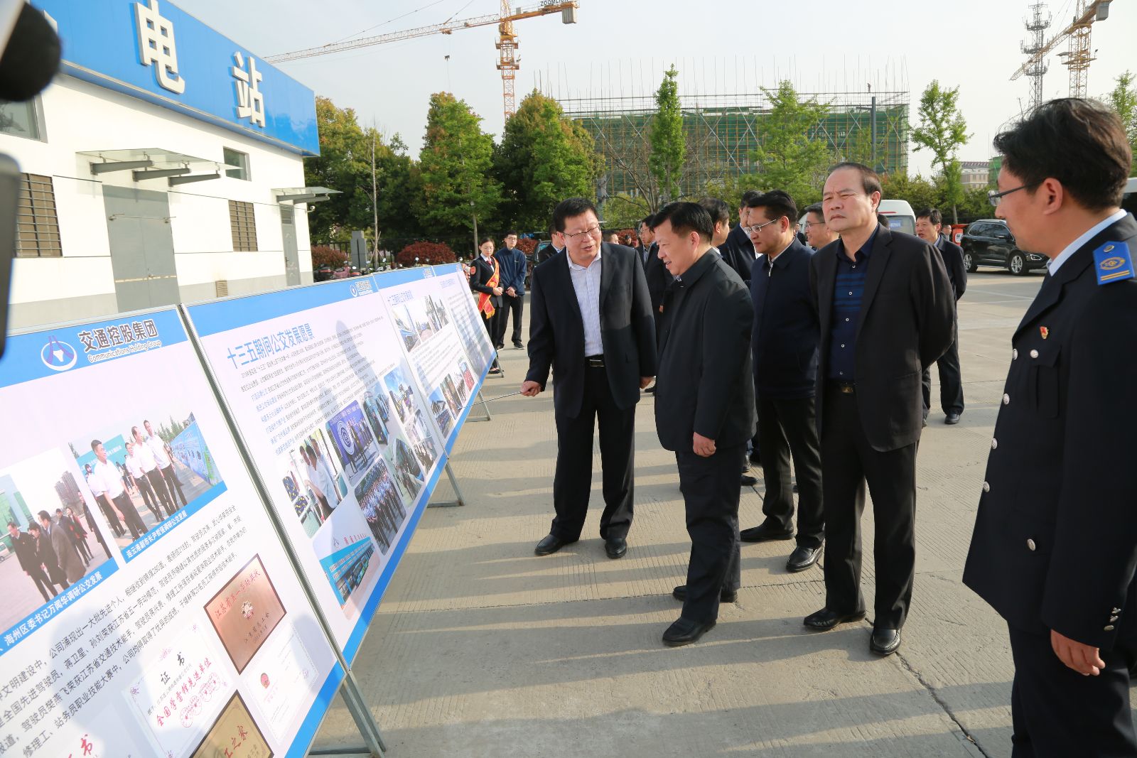 市委副書記、代市長方偉到公交集團(tuán)調(diào)研督查工作