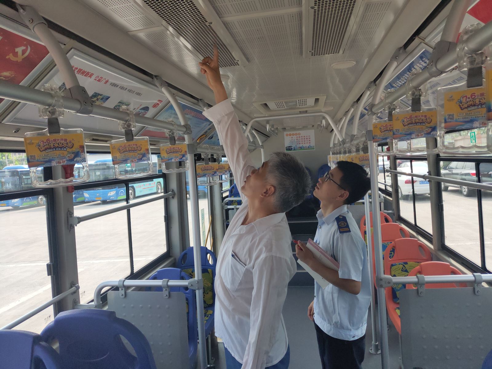公交集團機務(wù)技術(shù)事業(yè)部對各運營事業(yè)部開展車輛技術(shù)狀況檢查工作