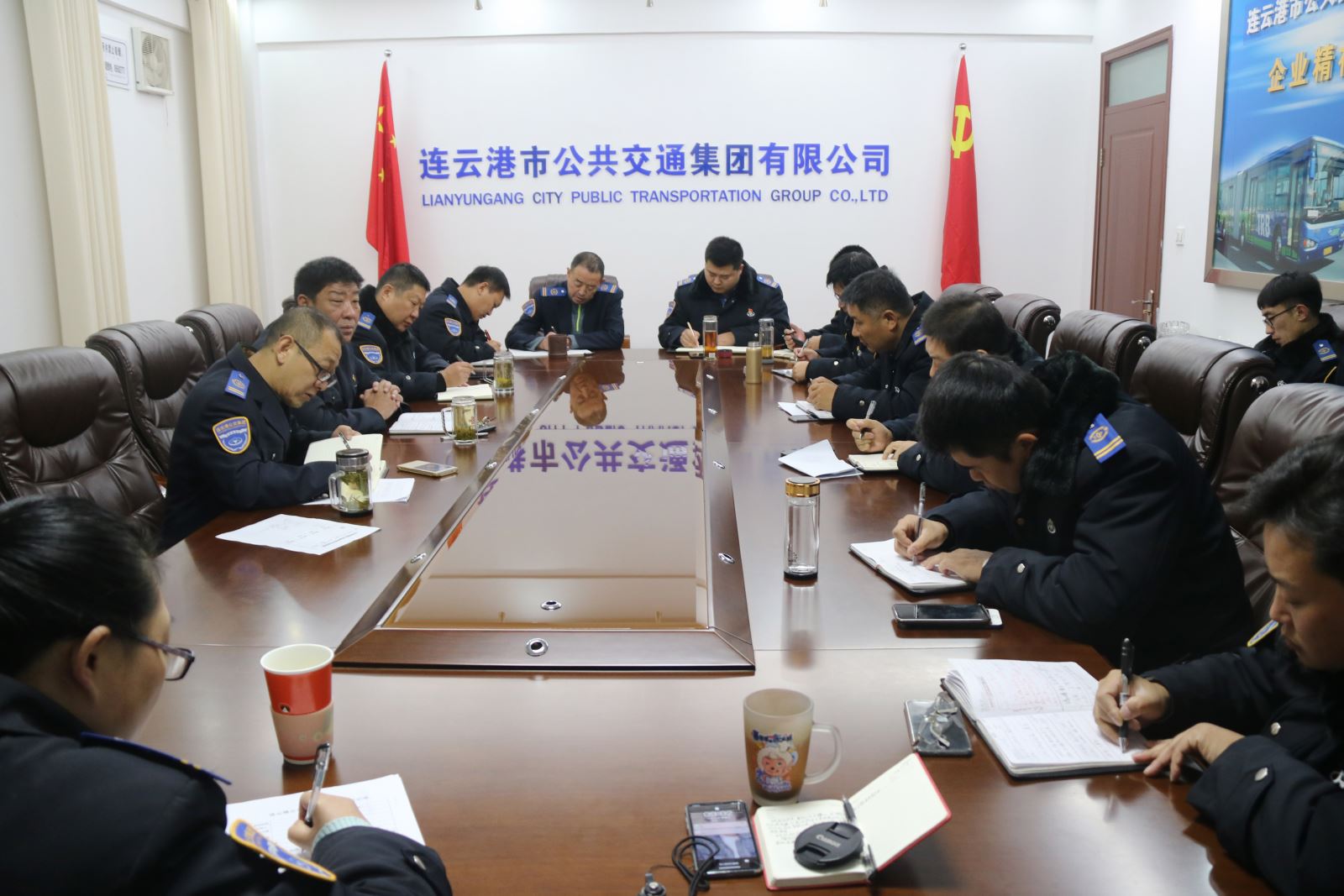 公交集團(tuán)召開路口限速專題會(huì)議
