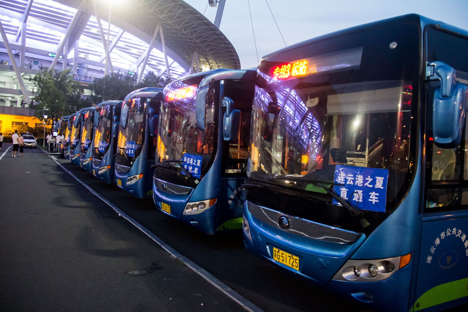 市公交集團(tuán)開通2018“連云港之夏直通車”保障市民安全有序出行